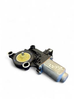 SKODA 6R0959801M Window Regulator Motor Front Left SKODA FABIA II (5J) (2006-2014) — thumbnail 3