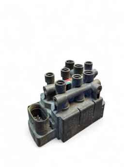 AUDI 4M0616013A Air suspension valve block AUDI Q7 (4MB, 4MG) (2015-) — thumbnail 1