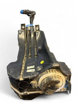 AUDI 4M0131878 4M0131878BF 4077005BC 4077203AC 4077203AC AdBlue tank AUDI Q7 (4MB, 4MG) (2015-) — thumbnail 7