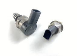 AUDI 0281006254 55PP2801 55PP28-01 0281006253 0281006180 Fuel pressure regulator set AUDI A5 (B8) (2007-2016) — thumbnail 1