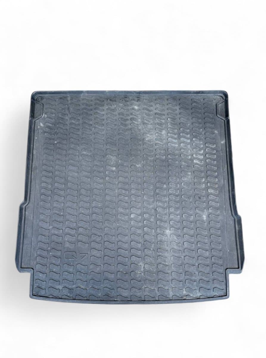 AUDI 4M0061182 Luggage compartment rubber mat AUDI Q7 (4MB, 4MG) (2015-)