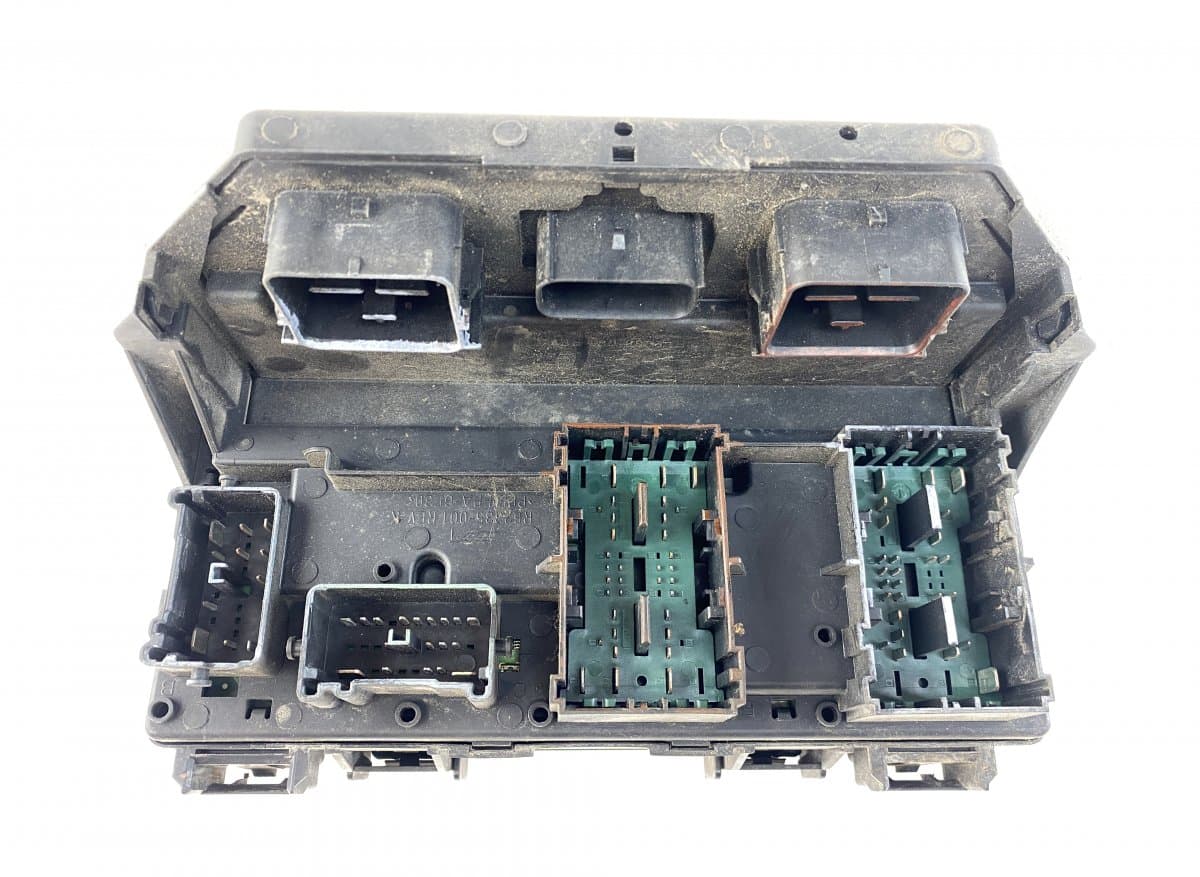 56049720AM Fuse box CHRYSLER VOYAGER V (RT) (2007-2016)