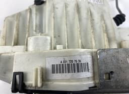 MERCEDES-BENZ A2217207535 Door Lock Front Left MERCEDES-BENZ S-CLASS (W221) (2005-2013) — thumbnail 3