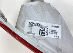 VOLVO 32228783 31689813 Extra light / reflector in rear bumper set VOLVO XC40 / EX40 / EC40 (536, 539) (2017-) — thumbnail 6