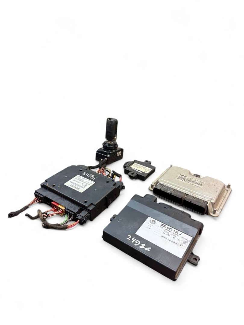 PORSCHE 0261207696 022906032BT 7L0907719 3D0905865E 7L5937049C 3D0909135J Engine Control Unit / module (ECU) PORSCHE CAYENNE I (2002-2010)
