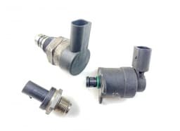 MERCEDES-BENZ 0281002927 A6420740284 0281002985 Fuel pressure regulator set MERCEDES-BENZ E-CLASS (W212) (2009-2016) — thumbnail 1