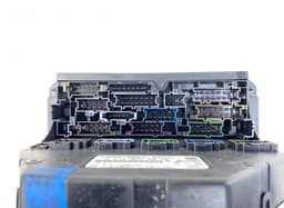 MERCEDES-BENZ F005V01525 F005V01626 Fuse box MERCEDES-BENZ E-CLASS (W212) (2009-2016) — thumbnail 4