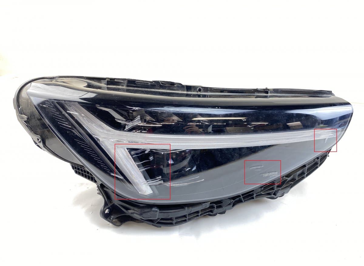 VOLVO 32140443 Headlight right VOLVO XC40 (536) (10.17-)