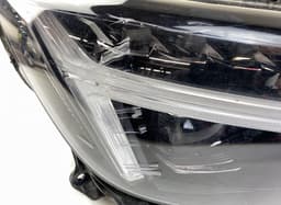 VOLVO 32140443 Headlight right VOLVO XC40 (536) (10.17-) — thumbnail 2