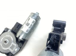 VOLVO 31462496 Sunroof motor set VOLVO XC40 (536) (10.17-) — thumbnail 4