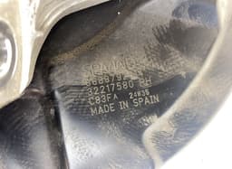 VOLVO 32221857 Wheel bearing housing front right VOLVO XC40 / EX40 / EC40 (536, 539) (2017-) — thumbnail 3