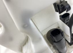 VOLVO 32229650 Window washer reservoir VOLVO XC40 (536) (10.17-) — thumbnail 4