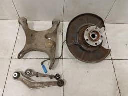 ROLLS ROYCE Rolls Royce Phantom MK7 VII 7 Left Rear Hub 3332677791 Rear Wheel Bearing Housing - — thumbnail 1