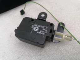 ROLLS ROYCE Rolls Royce Phantom MK7 VII 7 fuel filler cap 51177068781 fuel cap tank flap — thumbnail 4