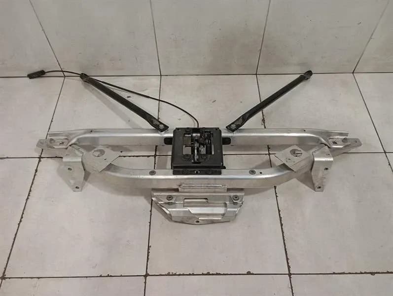 ROLLS ROYCE Rolls Royce Wraith RR5 Collision Crossmember 51647198882 Front Retainer Carrier
