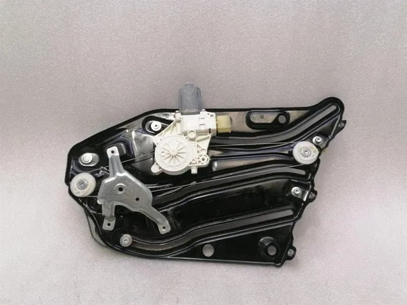 ROLLS ROYCE Rolls Royce Wraith RR5 RRH Door Winder 51377338154 Window Regulator Rear Right-