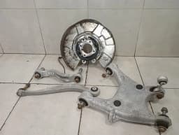 ROLLS ROYCE Rolls Royce Wraith RR5 Right Rear Hub 33326796498 Wheel Bearing Housing Rear Right - — thumbnail 1
