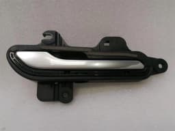 TESLA Tesla Model 3 FRH Door handle 1081832-00-G door handle front right- — thumbnail 2