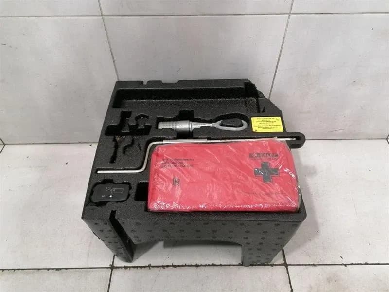 Rolls Royce Phantom MK7 VII 7 Tool Kit 7524121 Tool Kit -