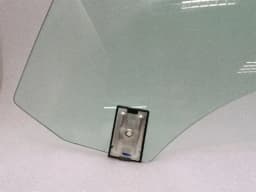TESLA Tesla Model 3 Left Front Door Glass 1077900-99-A Door Window Front Left- — thumbnail 5
