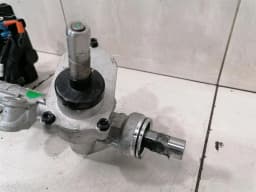 TESLA TESLA MODEL 3 PERFORMANCE POWER STEERING RACK 1044836-90-J RIGHT HAND DRIVE RHD- — thumbnail 3