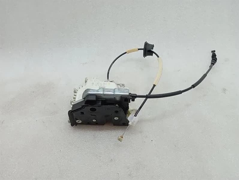 PORSCHE Porsche Cayman 981 GT4 Door Lock 8J1837016E RH LHD Door Lock Re-