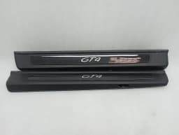 PORSCHE PORSCHE 718 GT4 X69 DOOR SILL GUARDS IN CARBON SET TRIM ILLUMINATED 98150498253- — thumbnail 3