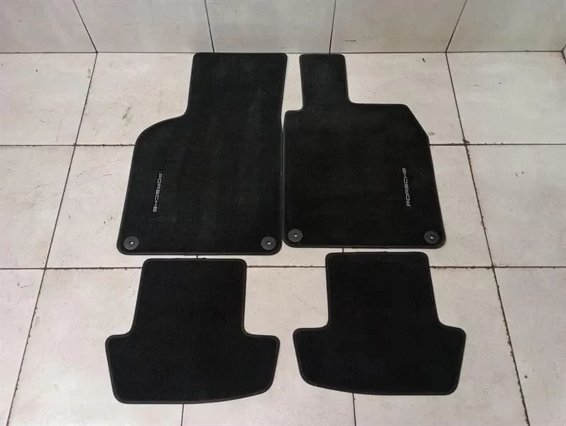 PORSCHE PORSCHE 911 992 Floor Mat set RIGHT HAND DRIVE RHD