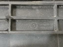 PORSCHE Porsche Macan 95B Front Grille 95B121635 Radiator Grille — thumbnail 10