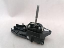 PORSCHE Porsche Cayman 987 manual gear selector 99742401000 shift gate — thumbnail 1