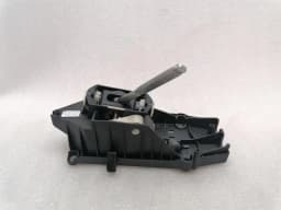 PORSCHE Porsche Cayman 987 manual gear selector 99742401000 shift gate — thumbnail 3