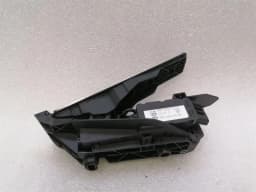 PORSCHE Porsche 911 997 GT3 RS Throttle Pedal (Electrical) 99742301902 Throttle Pedal- — thumbnail 4