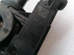 PORSCHE Porsche Taycan 9J heater valve 9J1963375J heater valve - — thumbnail 5
