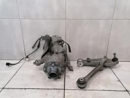 PORSCHE Porsche 911 991 Turbo Left Front Hub Central Lock 99134165724 Wheel Bearing Housing - — thumbnail 1