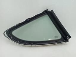 PORSCHE Porsche Cayman 981 GT4 Left Rear 1/4 Glass 98154311105 Door Window 1/4 Rear LH- — thumbnail 3