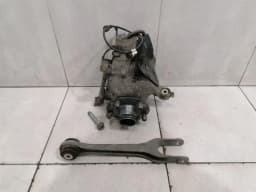 PORSCHE Porsche 911 991 Turbo Right Front Hub Center Lock 99134165824 Wheel Bearing Housing — thumbnail 2