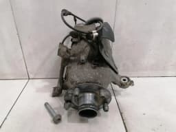 PORSCHE Porsche 911 991 Turbo Right Front Hub Center Lock 99134165824 Wheel Bearing Housing — thumbnail 4