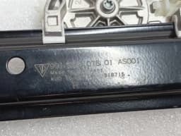 PORSCHE PORSCHE 911 991 Right Front Door Winder 99154207601 window regulator front right — thumbnail 10
