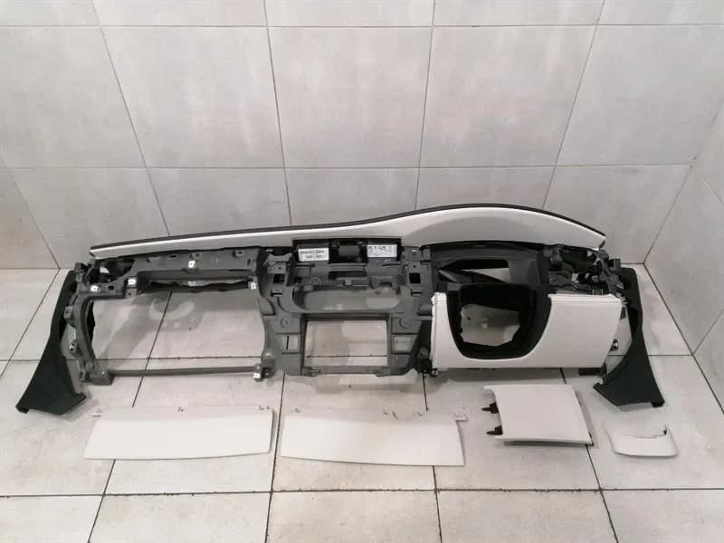 ROLLS ROYCE ROLLS ROYCE WRAITH RR5 COUPE HUD DASHBOARD 51456822027 RIGHT HAND DRIVE RHD