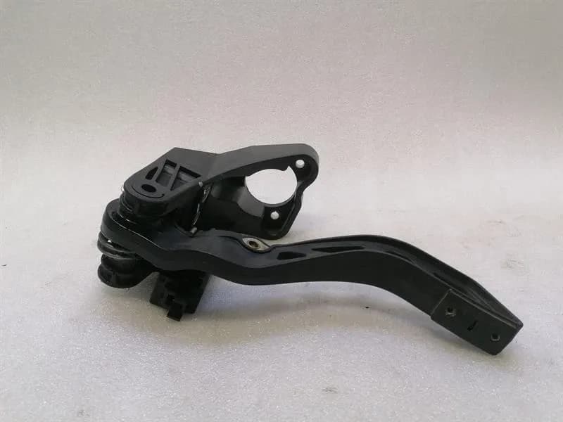 MCLAREN McLaren 570S Spider 13CA034CP GAS PEDAL -