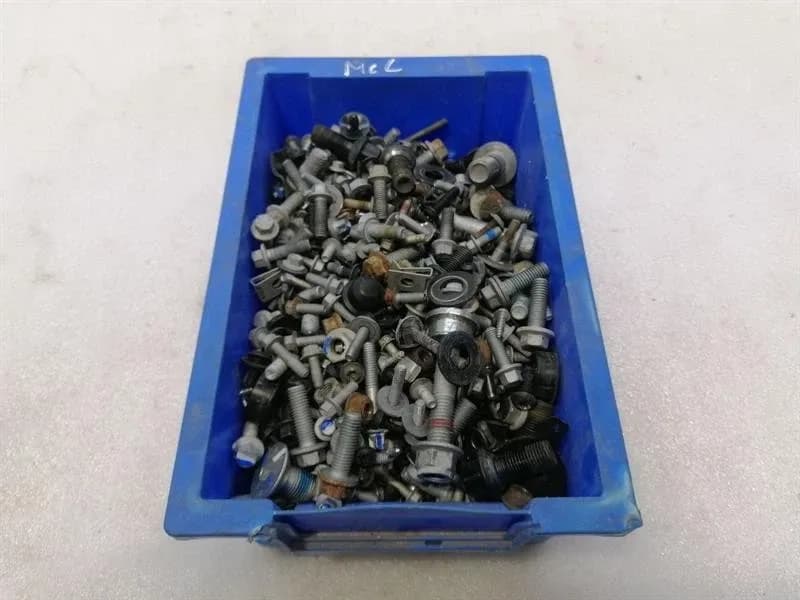 MCLAREN McLaren 720S Spider SCREWS BOLTS FROM ONE CAR SET BOLTS-