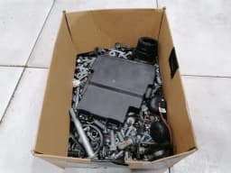 MCLAREN McLaren 570S Spider SCREWS BOLTS FROM ONE CAR SET BOLTS- — thumbnail 4