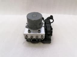 MERCEDES-BENZ MERCEDES C63 AMG W205 A.B.S PUMP A2054312200 ABS PUMP HYDRAULIC BLOCK - — thumbnail 3