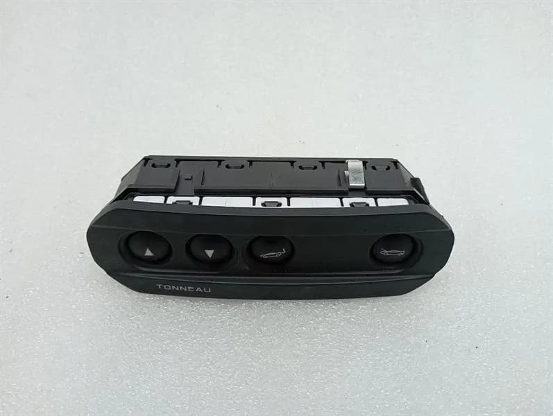 MCLAREN McLaren 600LT Spider Switch 11M3383LP Switch -