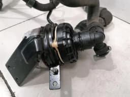 MERCEDES-BENZ Mercedes CLS C257 W257 additional cooling pump A0005003800 coolant pump pump- — thumbnail 6