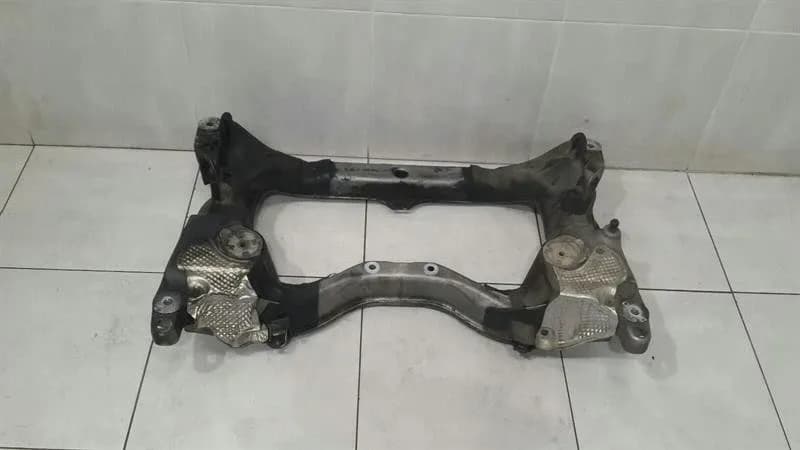 Mercedes SL R230 Beam / Subframe Front A2306280357 Front Axle Carrier