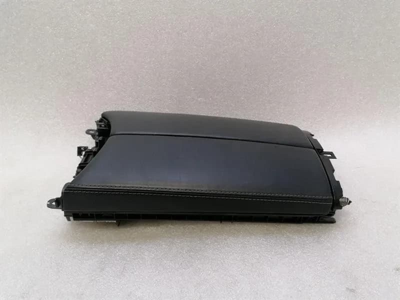 MERCEDES C Class W205 Center Armrest A2056809104 Center Armrest Armrest-