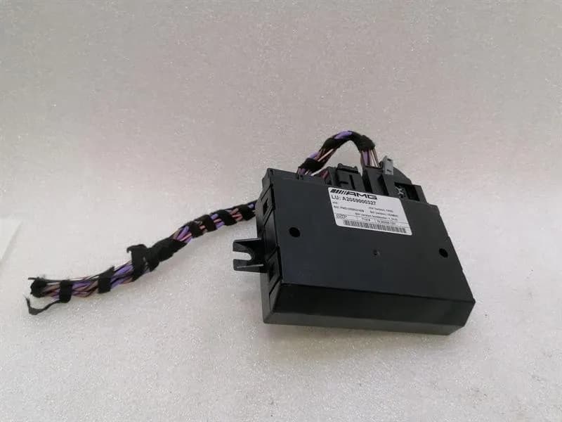 MERCEDES-BENZ Mercedes C Class W205 AMG Diff Lock Module A2059000327 ECU -
