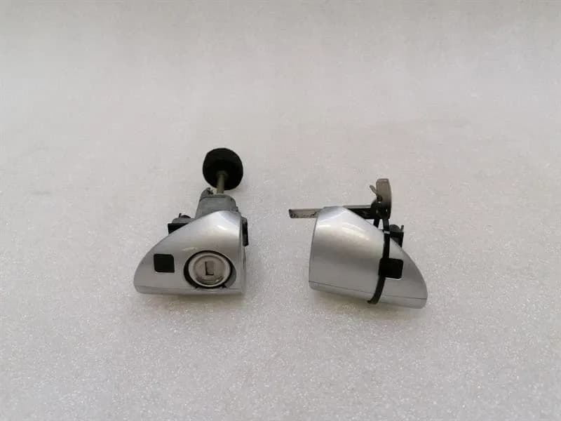 MERCEDES-BENZ Mercedes SL R230 door lock with blade A2308901467 door lock locking cylinder-