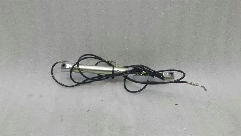 Mercedes SL R230 Left Hydraulic Cylinder A2308001172 Hydraulic Cylinder Left